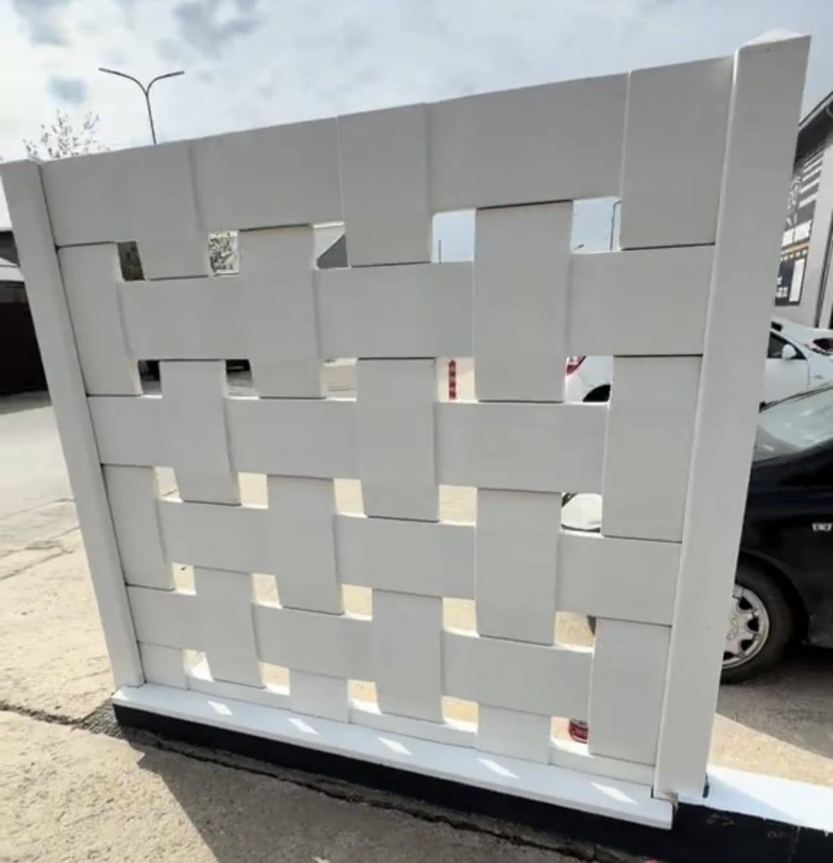 Clôture préfabriquée modèle frise